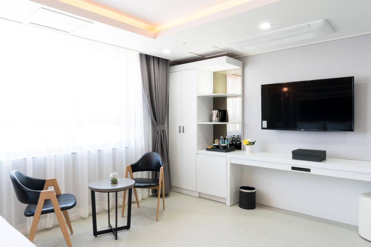 Incheon Airport Legend Hotel Exterior photo