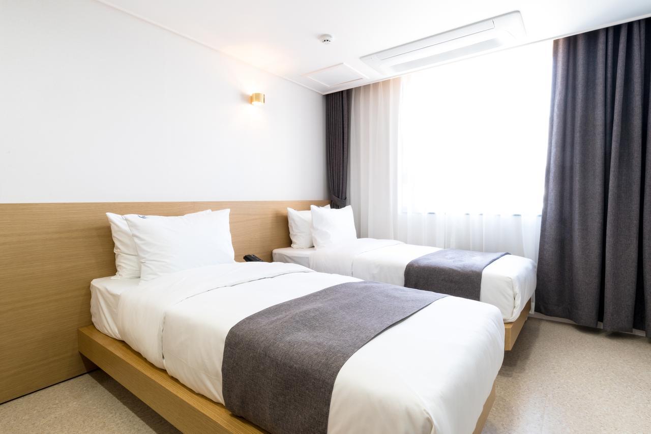 Incheon Airport Legend Hotel Exterior photo