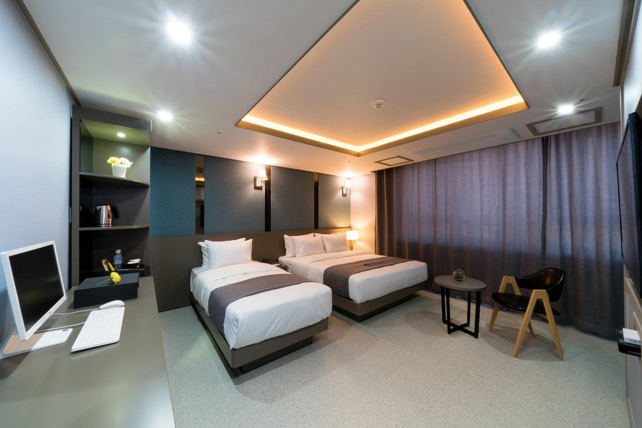 Incheon Airport Legend Hotel Exterior photo